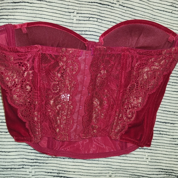 Victoria's Secret 34B corset padded top with hook closure on back - Picture 4 of 8